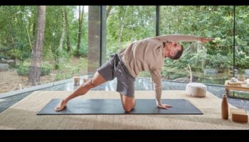 Soulful Salutations: The Path of Yoga to Meditative Joy