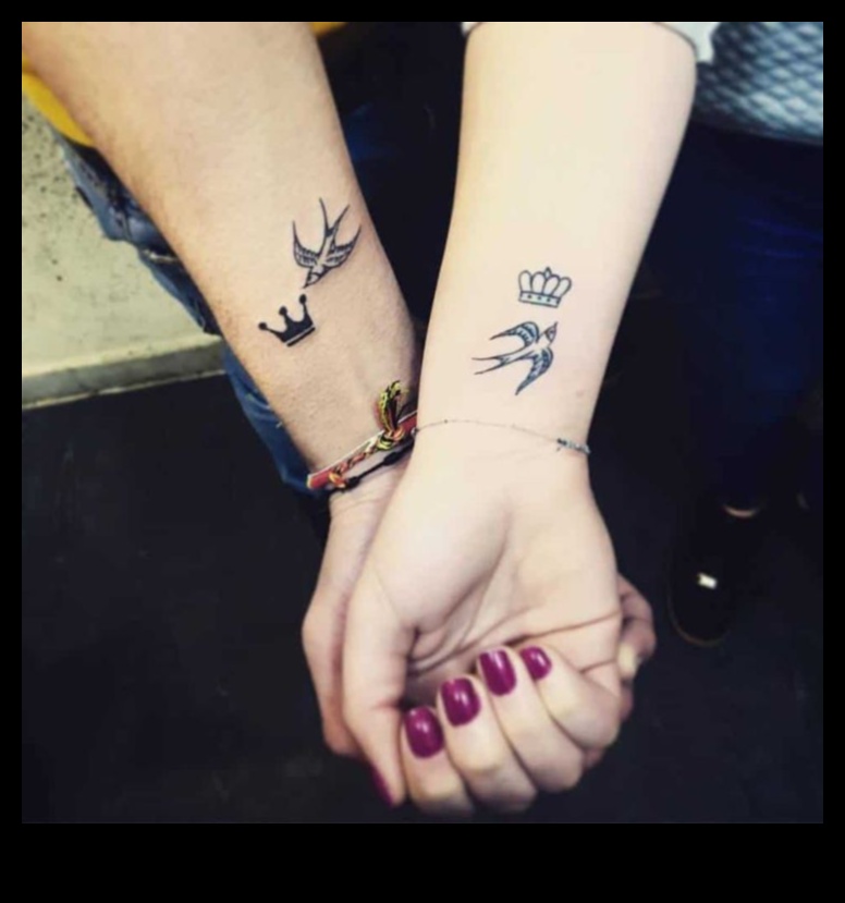 Δεμένα με μελάνι Ζευγάρι Τατουάζ που Συμβολίζουν την Αιώνια Αγάπη 1 Δεμένα με μελάνι: Τατουάζ ζευγαριού που συμβολίζουν την αιώνια αγάπη